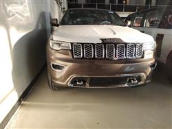 جیپ گراند شیرۆکی